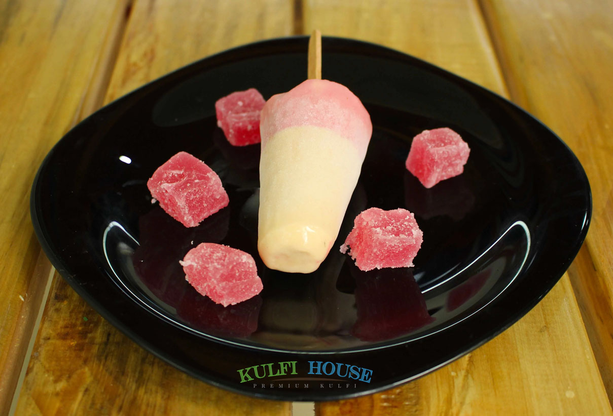 Strawberry Litchi Kulfi